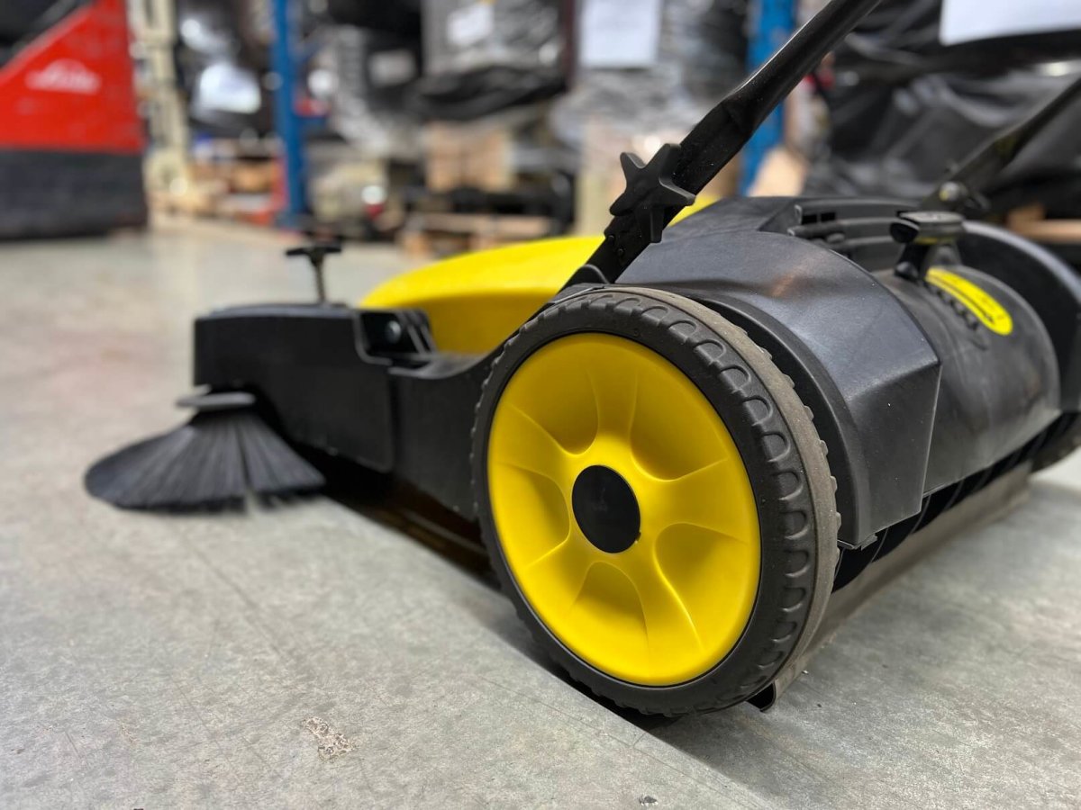 Floor Sweeper Rotating Brushes Floor Sweepers Astrolift